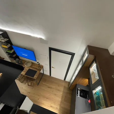 Casa Cappellari design studio a Campo de' Fiori-2